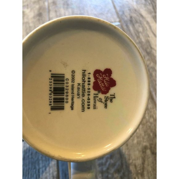 Hilo Hattie Coffee Mug Kaua'i Beach Surf‎ Shack Hawaii 2002 Island Heritage 8 oz - Picture 6 of 6